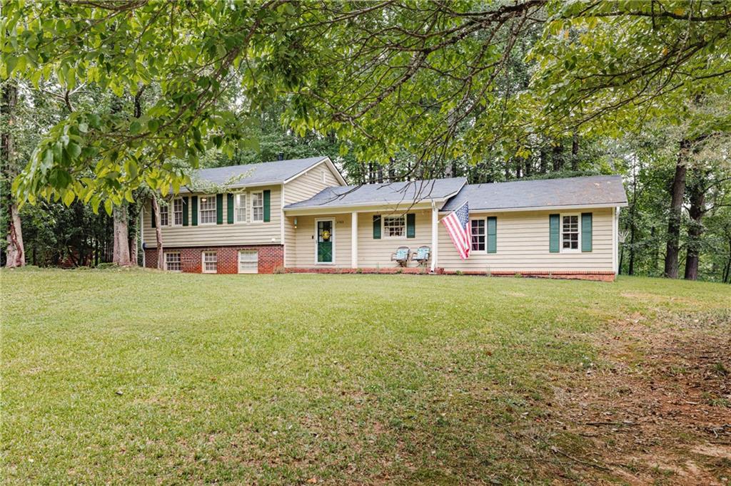 2762 Shetland Lane Nw Property Photo 2
