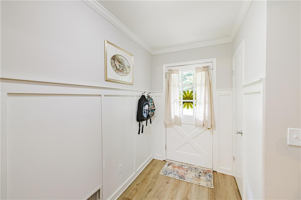 2762 Shetland Lane Nw Property Photo 6