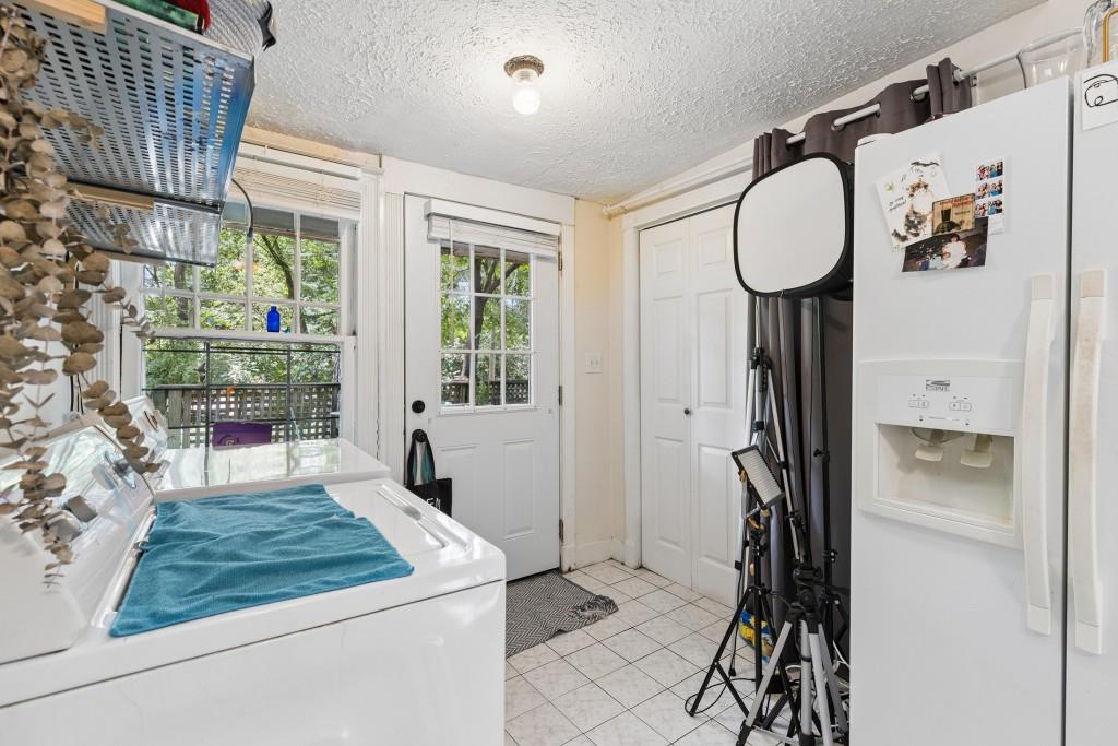 424 Euclid Terrace Ne Property Photo 9
