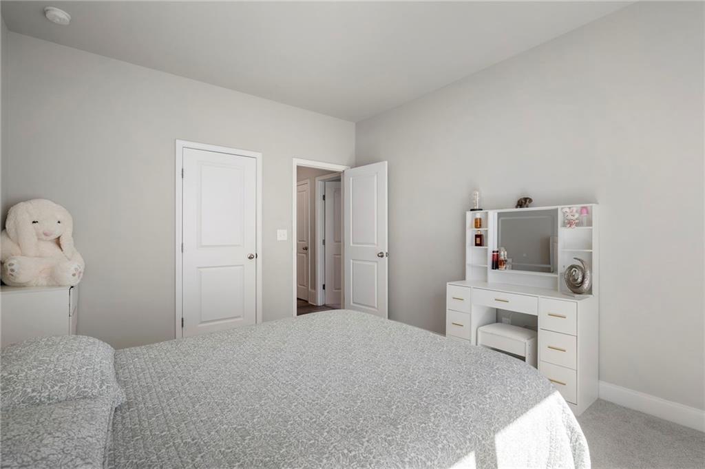1880 Grand Lanier Drive Property Photo 23