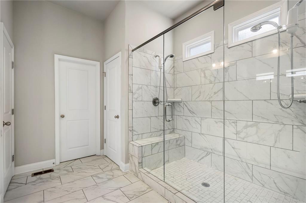 1880 Grand Lanier Drive Property Photo 33