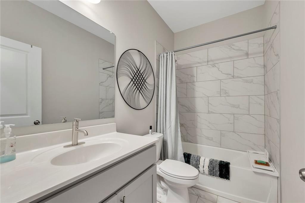 816 Spruce Avenue Property Photo 29