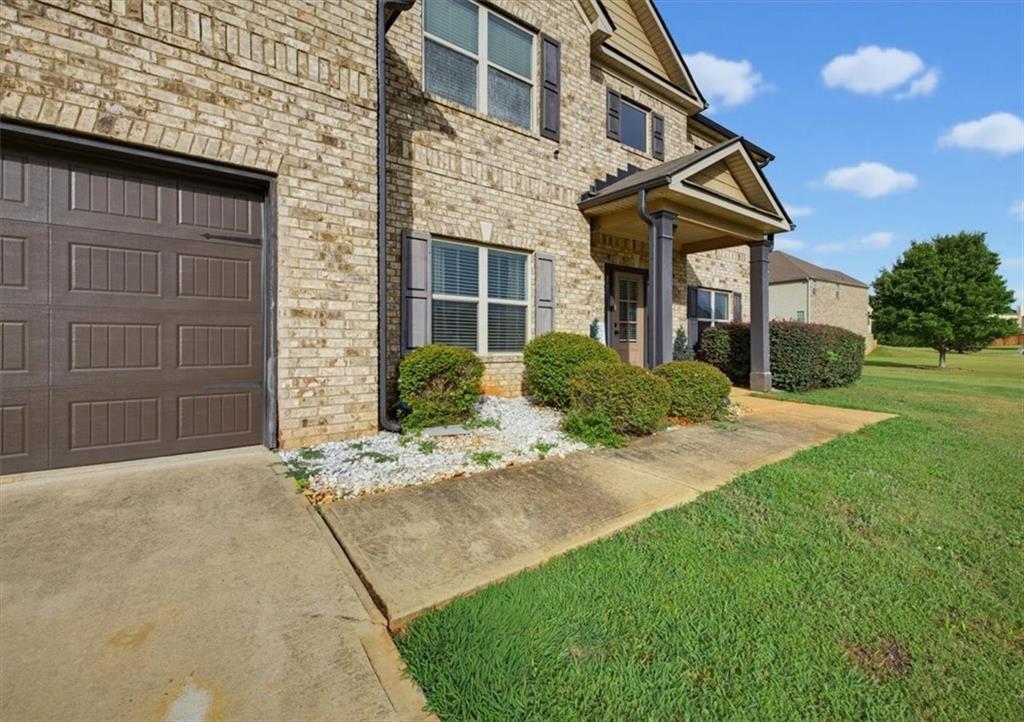 10 Paladin Drive Property Photo 4