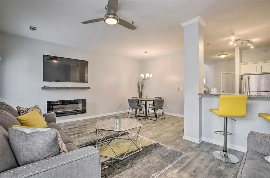 7129 Biltmore Way Property Photo 2