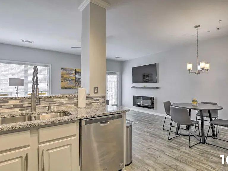 7129 Biltmore Way Property Photo 3