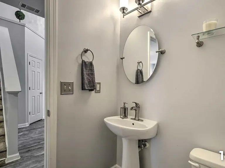 7129 Biltmore Way Property Photo 15