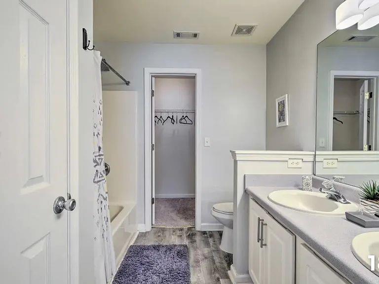 7129 Biltmore Way Property Photo 20