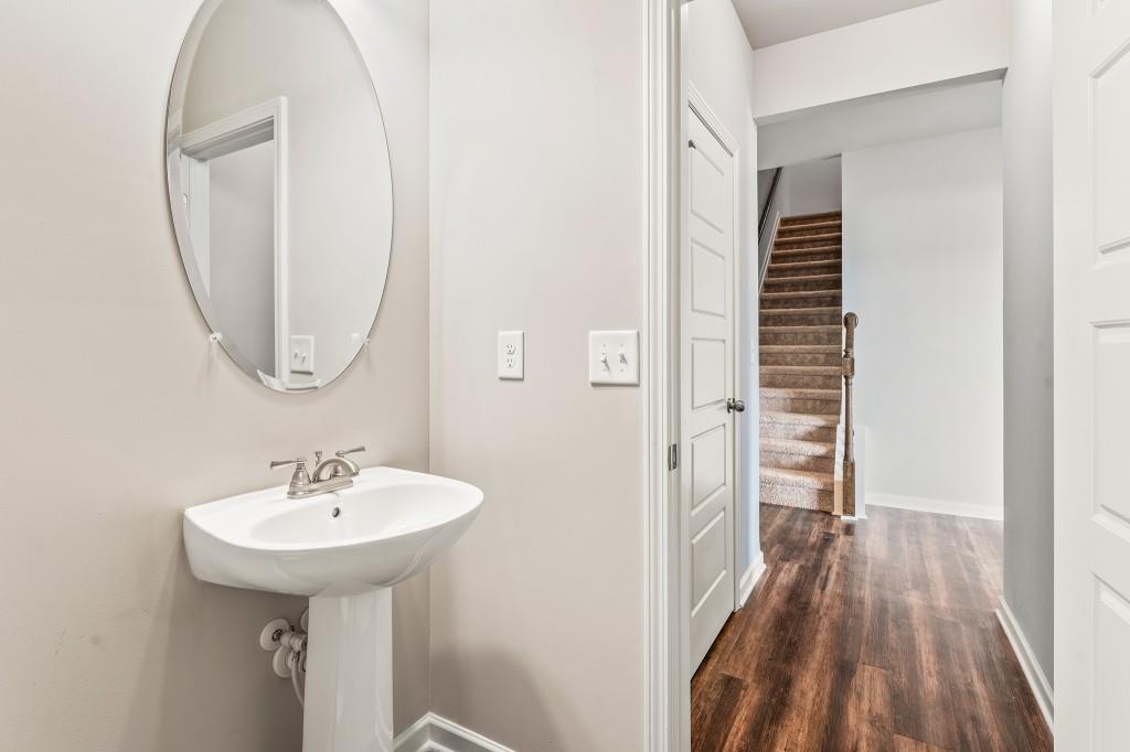 200 Ruby Robin Road Property Photo 7