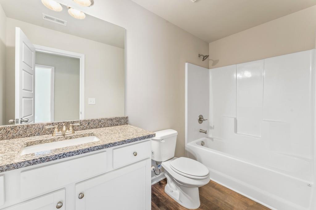 200 Ruby Robin Road Property Photo 12