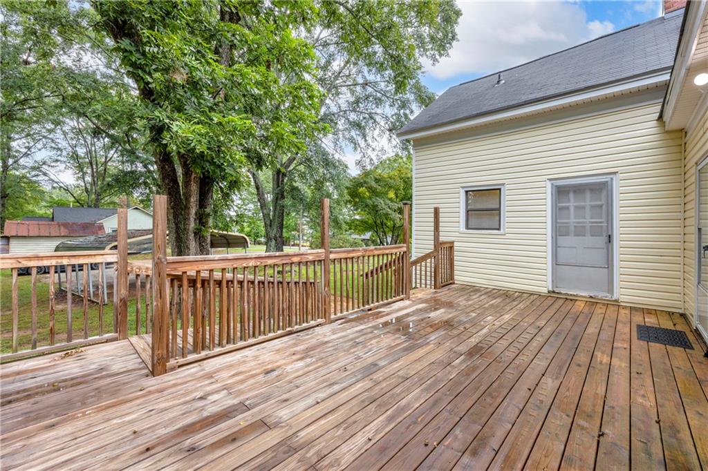 5270 Gainesville Street Property Photo 10
