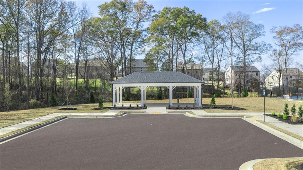 254 Bristol Boulevard Property Photo 5