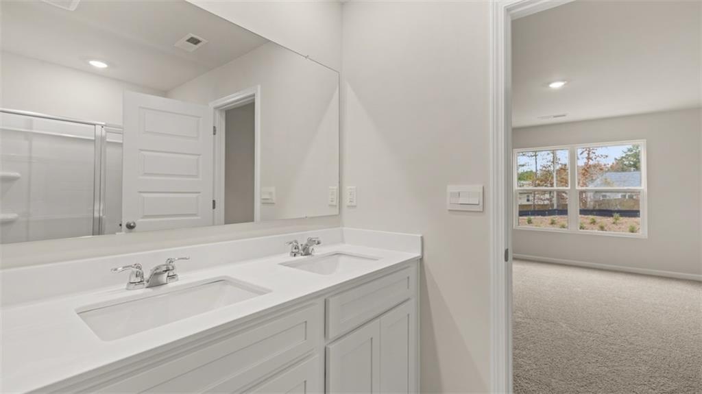 254 Bristol Boulevard Property Photo 29