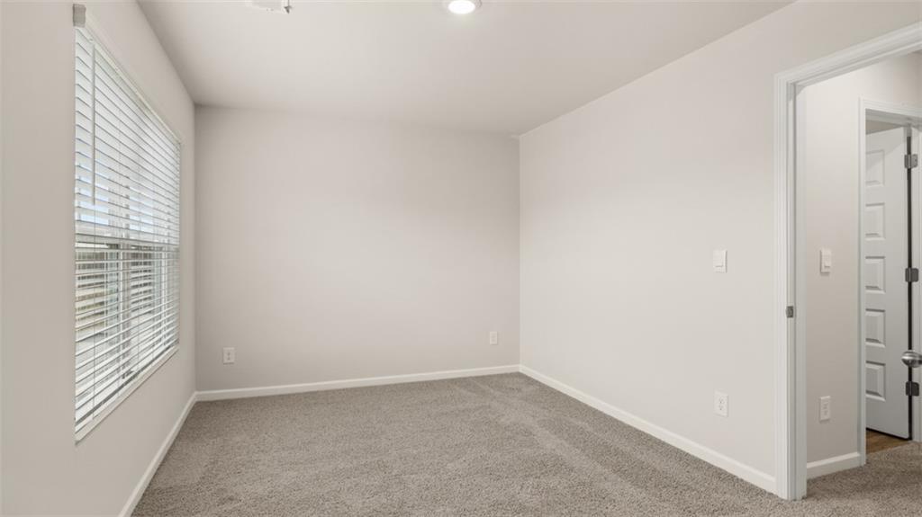 254 Bristol Boulevard Property Photo 34