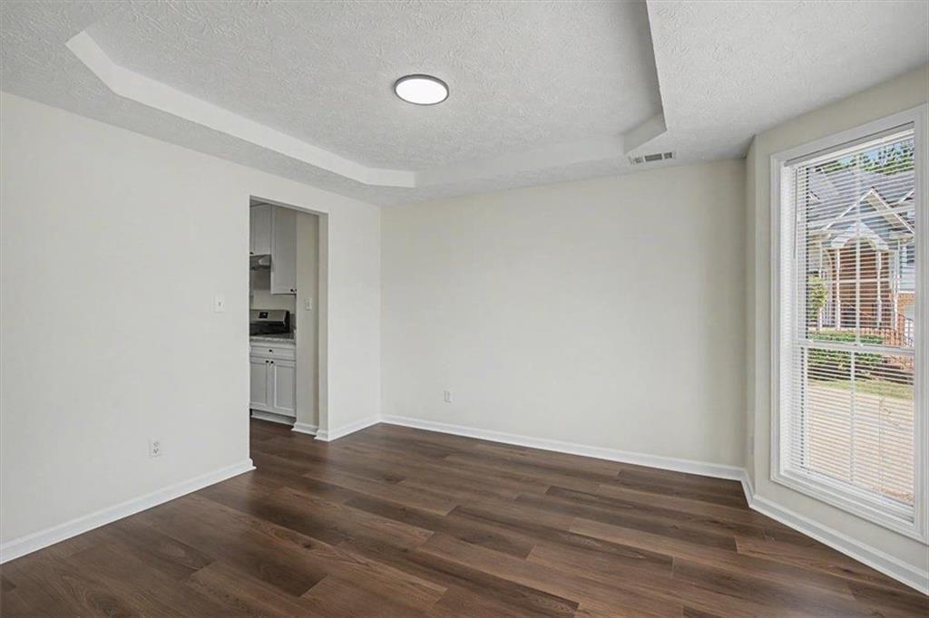3709 Auldyn Drive Property Photo 5