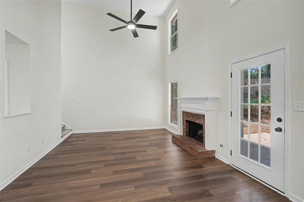 3709 Auldyn Drive Property Photo 14