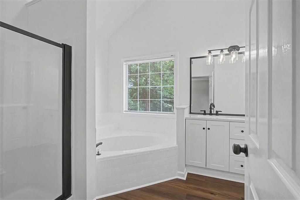 3709 Auldyn Drive Property Photo 31
