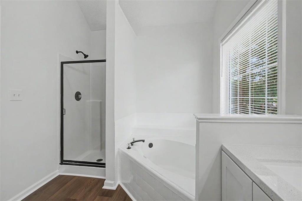 3709 Auldyn Drive Property Photo 33