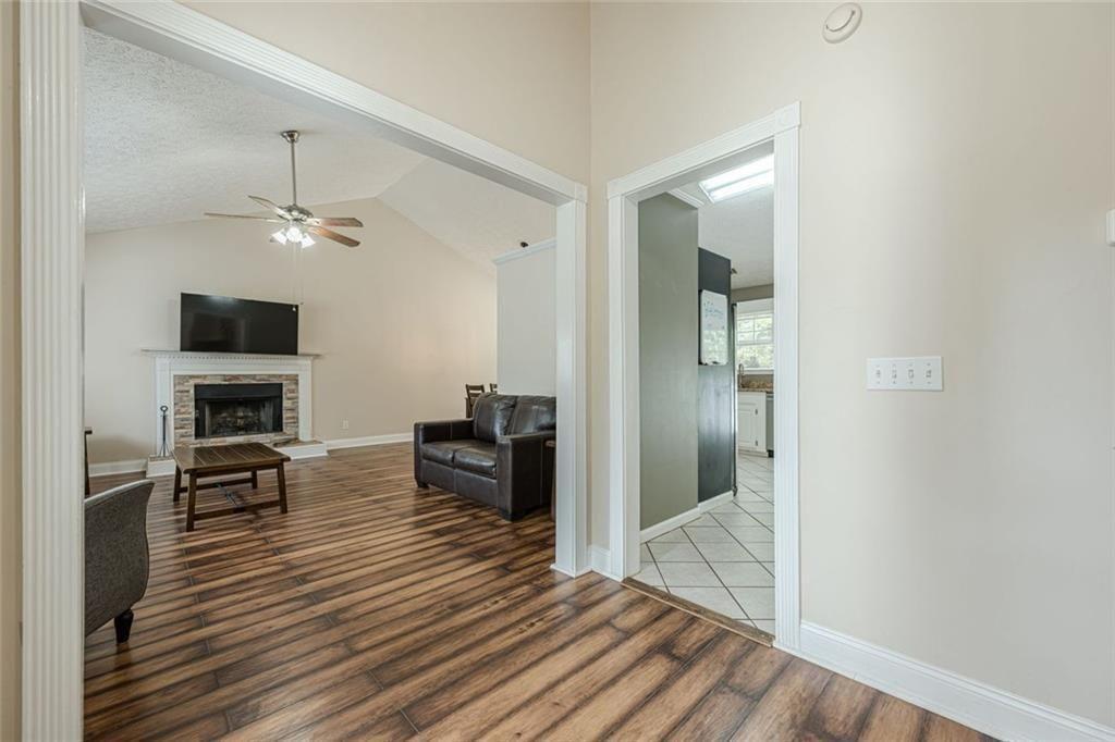 391 Pinewood Place Property Photo 5