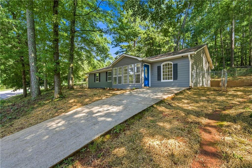 1338 Armstead Circle Property Photo 3