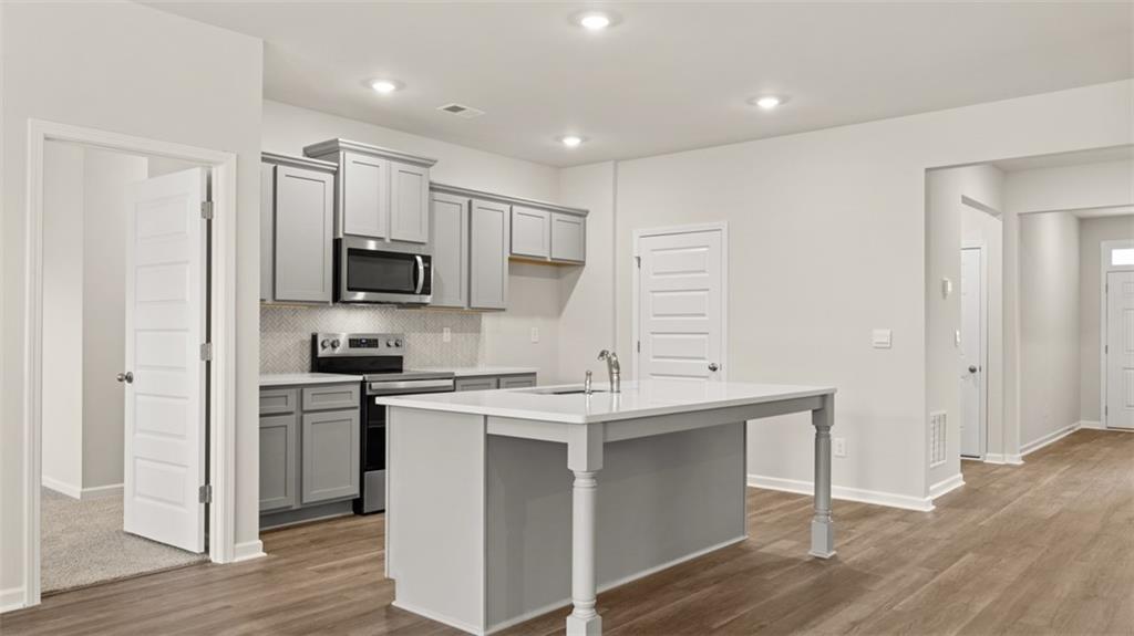 284 Bristol Boulevard Property Photo 15