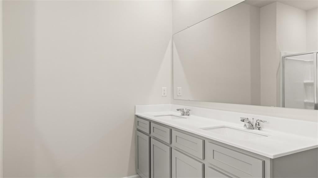 284 Bristol Boulevard Property Photo 29
