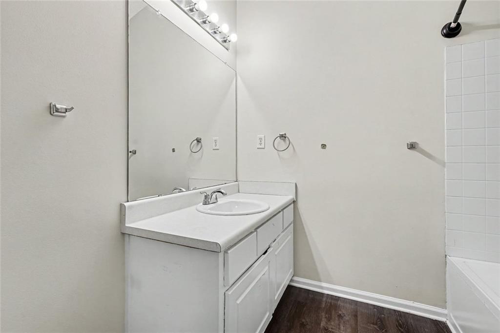 4824 Buchli Lane Property Photo 7