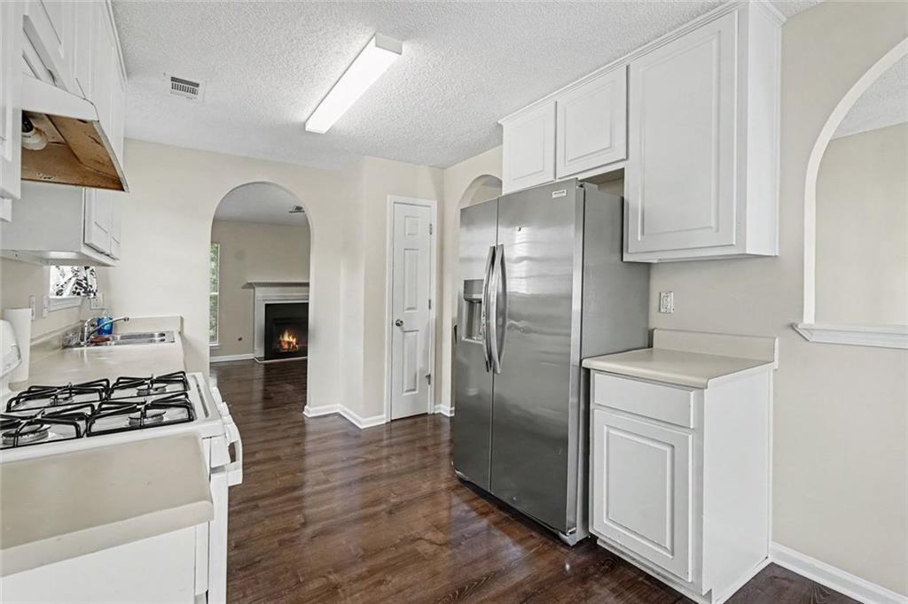 4824 Buchli Lane Property Photo 14
