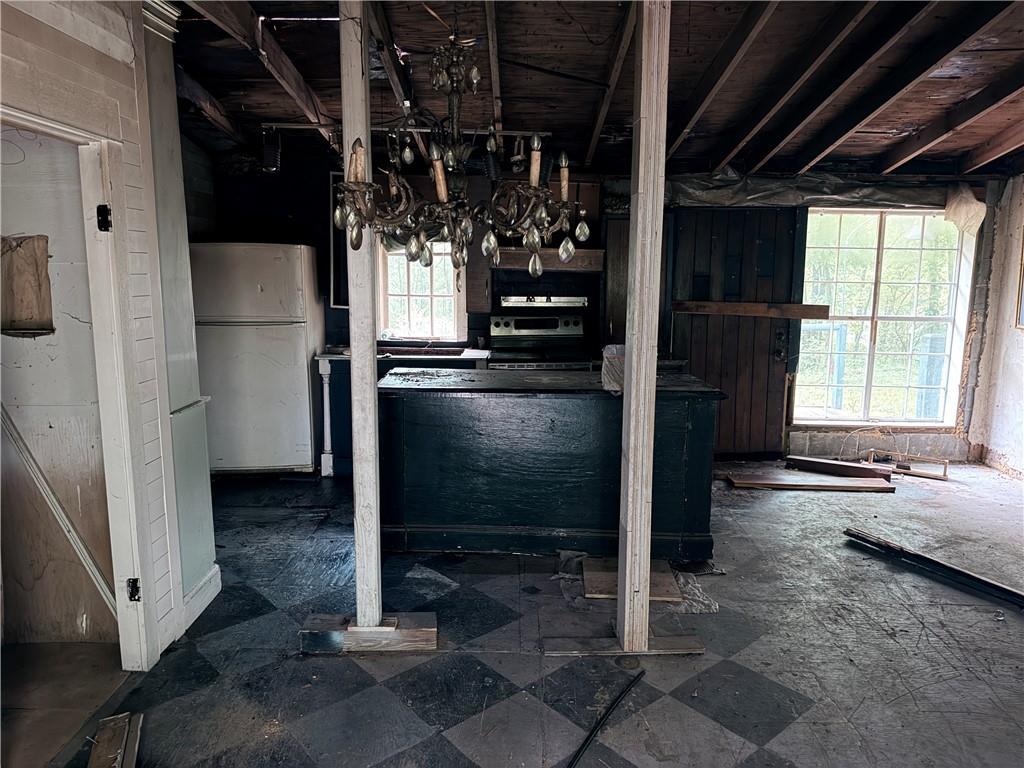 33 Tower Street Property Photo 3