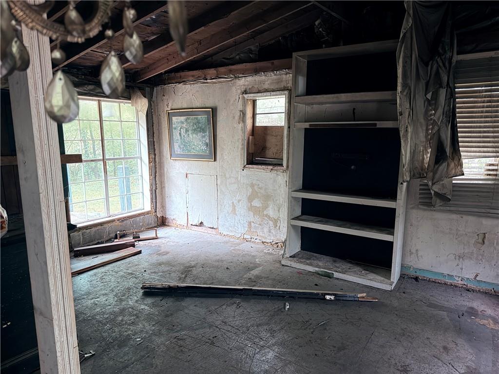 33 Tower Street Property Photo 4