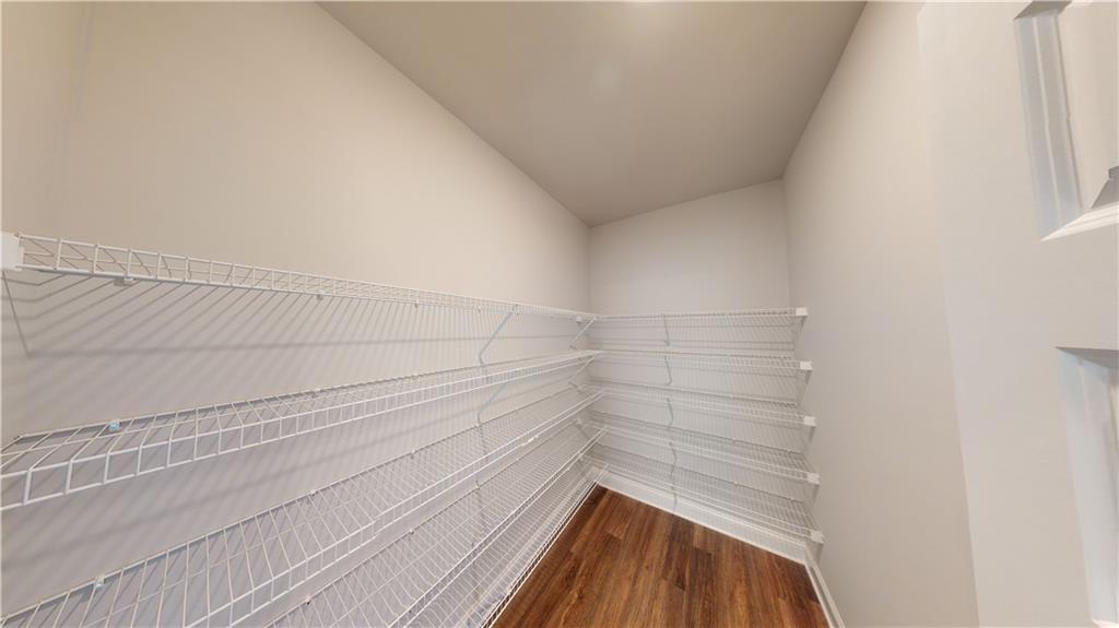 1101 Stiles Crossing Property Photo 11
