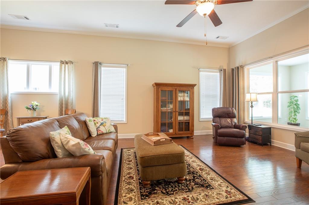 3688 Majestic Oak Drive Sw Property Photo 5