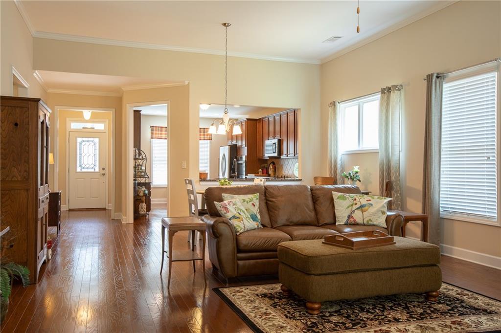 3688 Majestic Oak Drive Sw Property Photo 8