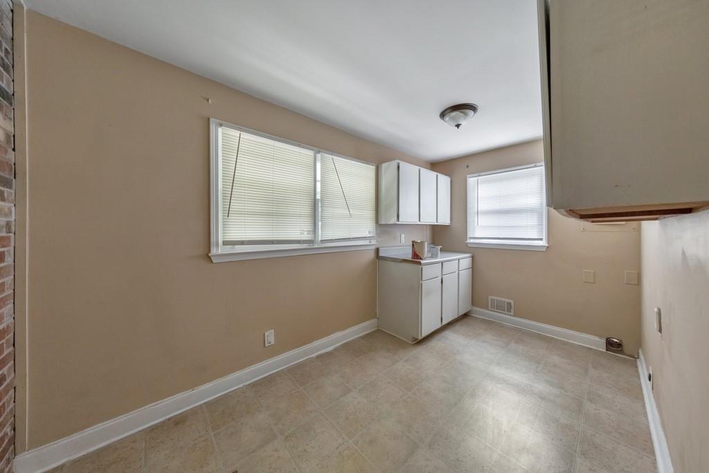 4259 Worth Street Nw Property Photo 10