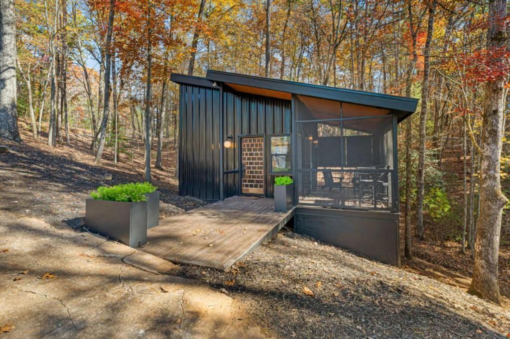 35 Dogwood Riverside Drive Property Photo 5