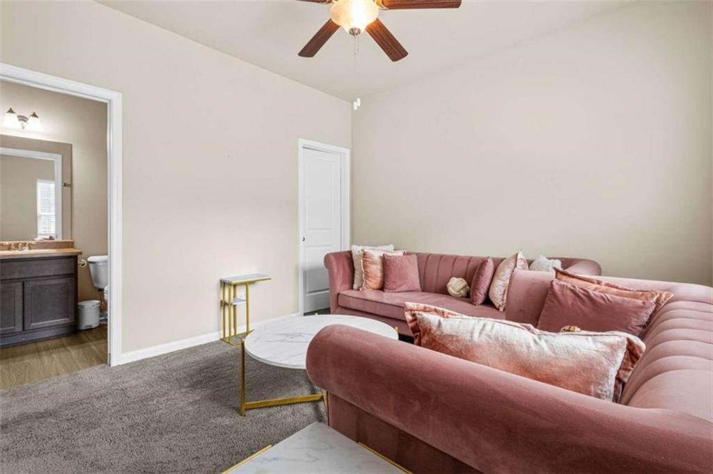 684 Armitage Way Property Photo 5