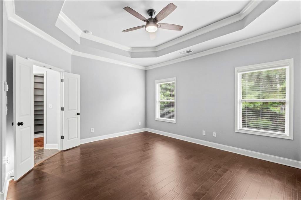 1044 Township Square Property Photo 19