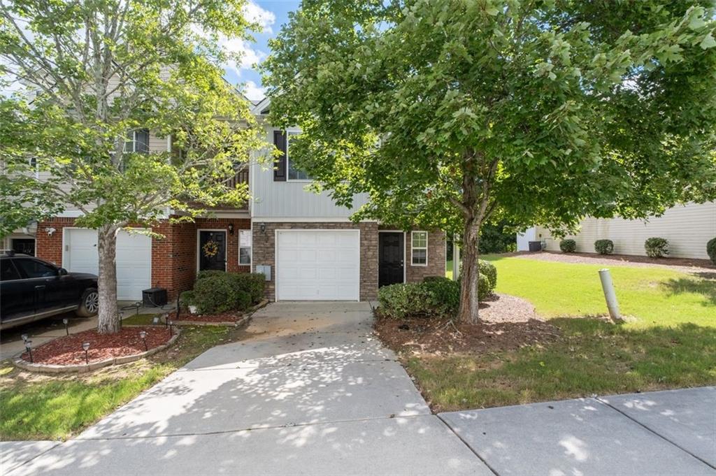 1428 Box Circle Property Photo 1