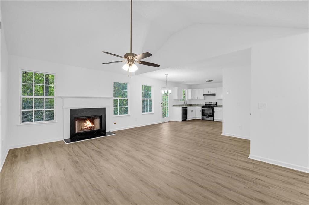 4084 Waldrop Hills Drive Property Photo 2