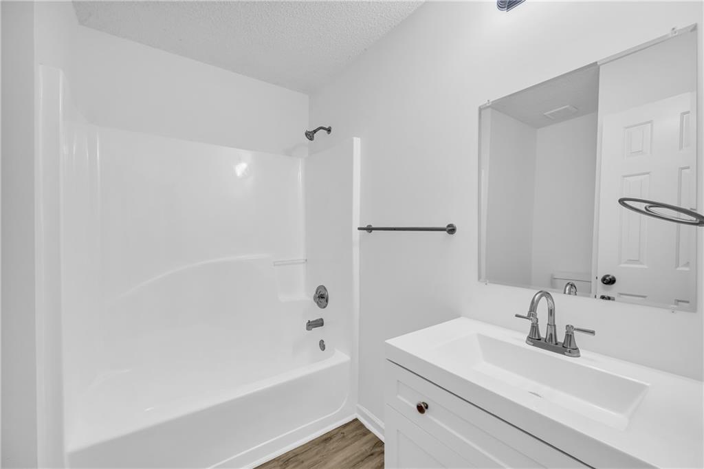 4084 Waldrop Hills Drive Property Photo 12