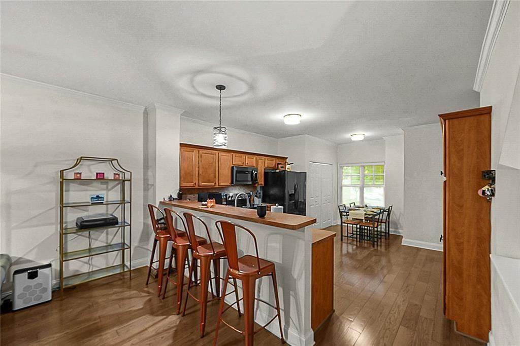 3034 Lauren Parc Road Property Photo 7