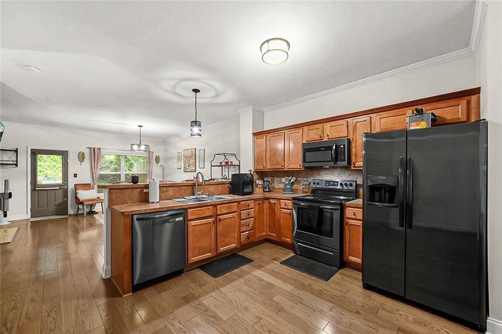 3034 Lauren Parc Road Property Photo 8