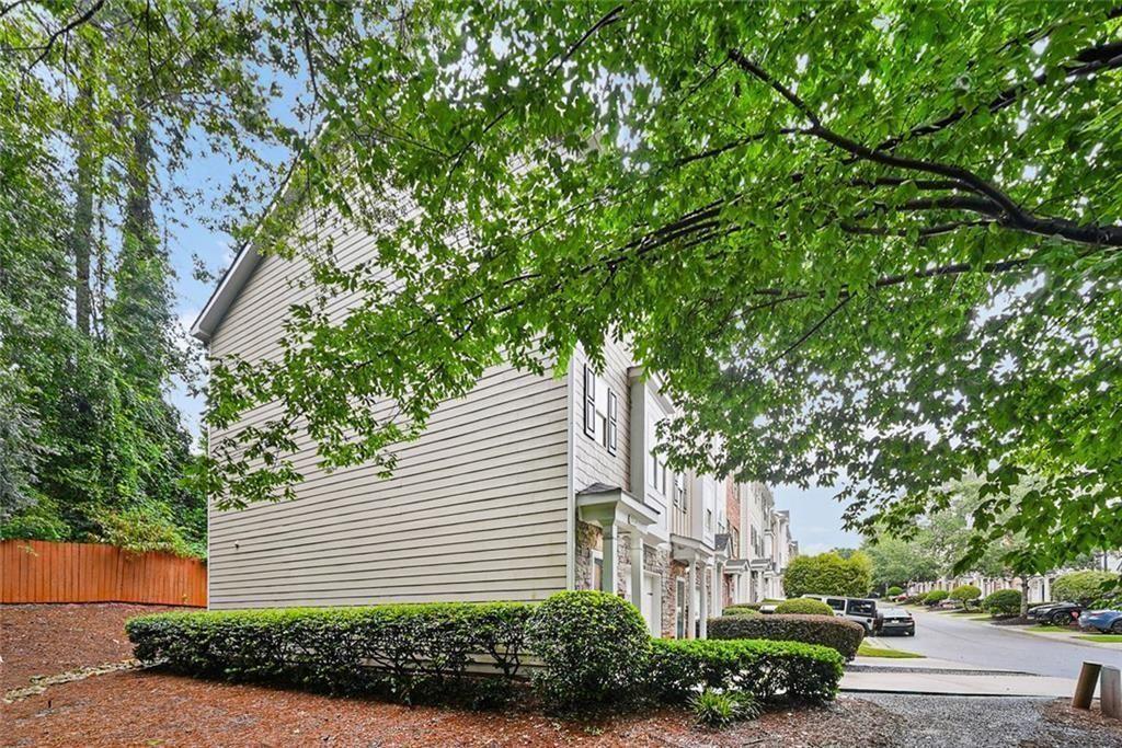3034 Lauren Parc Road Property Photo 26