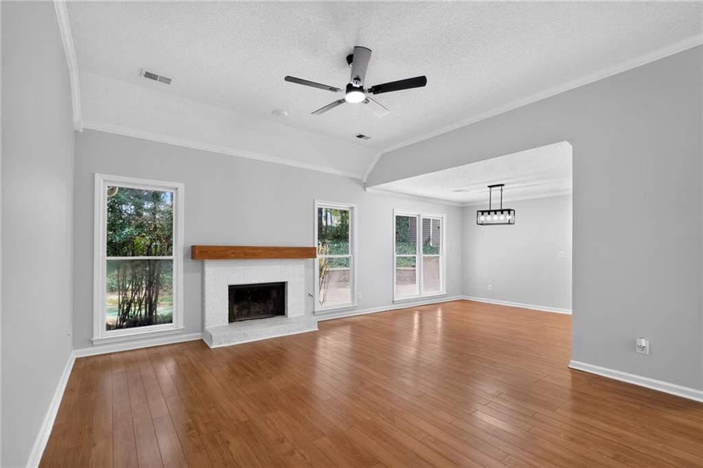 106 Crown Forest Drive Property Photo 4