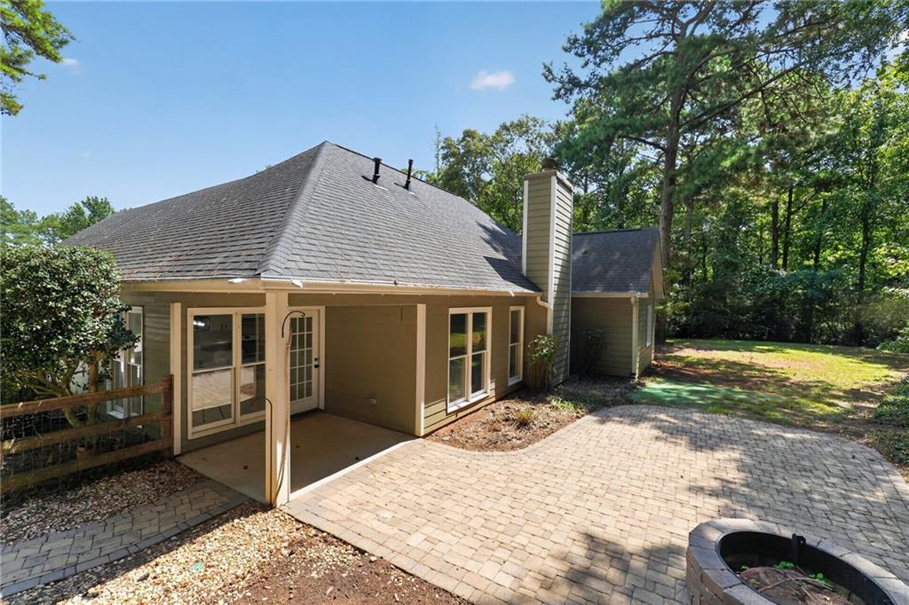 106 Crown Forest Drive Property Photo 18