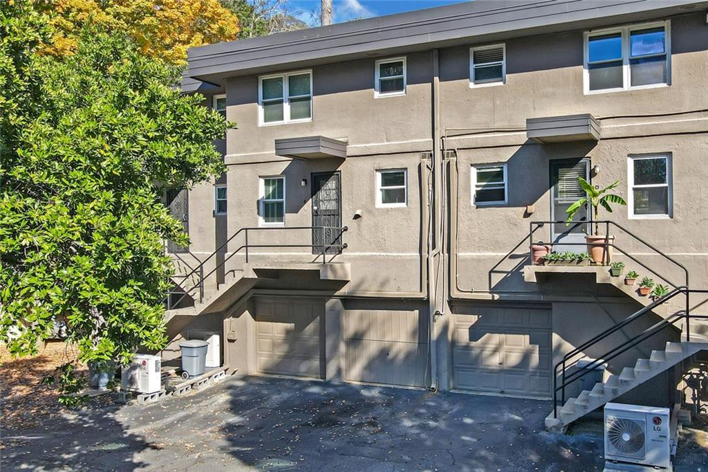 276 Lakemoore Drive Ne Unit E Property Photo 18
