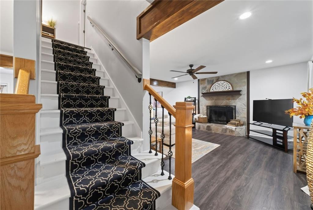 1290 Rocky Road Property Photo 6