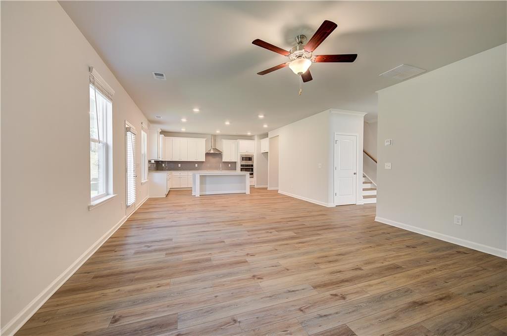 672 Leafy Branch Way Property Photo 10