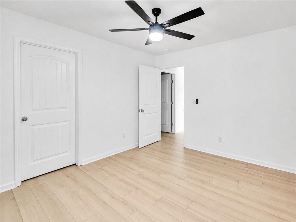 418 Lake Ridge Lane Property Photo 23