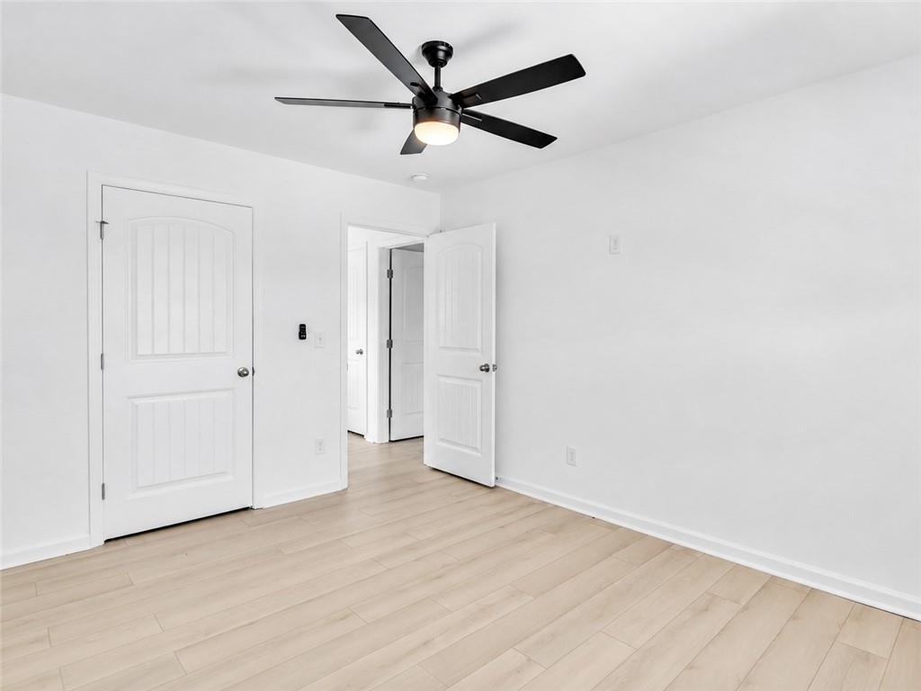 418 Lake Ridge Lane Property Photo 28