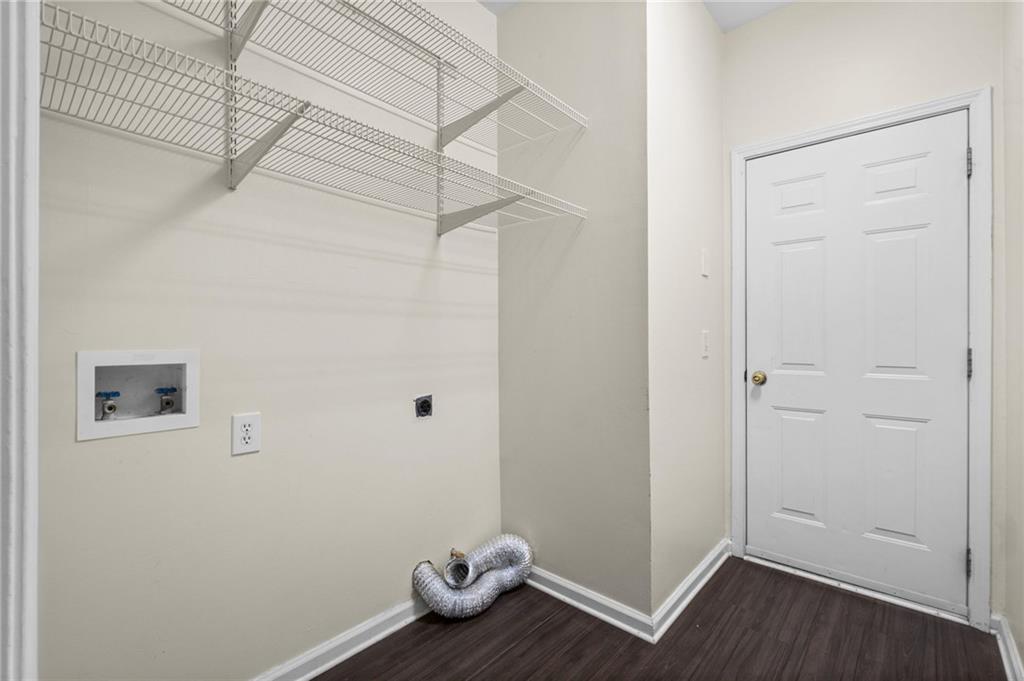2300 Northwood Drive Property Photo 27